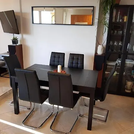 Apartmán With A Parking Space - 22348 Umag
